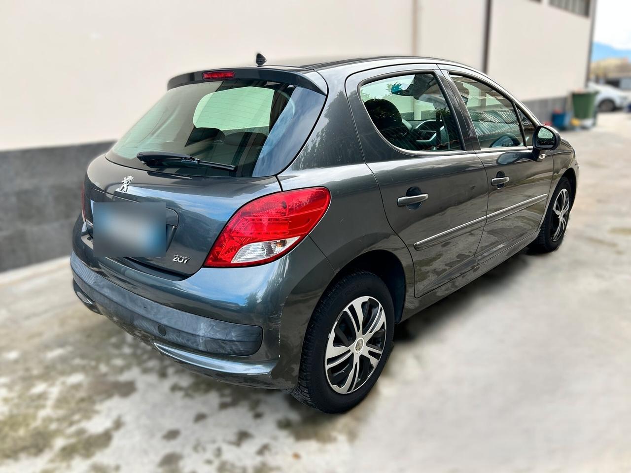 Peugeot 207 1.4 HDi 70CV 5p. - 2012