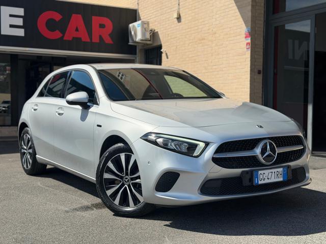 MERCEDES-BENZ A 250 e Automatic EQ-Power Business Extra