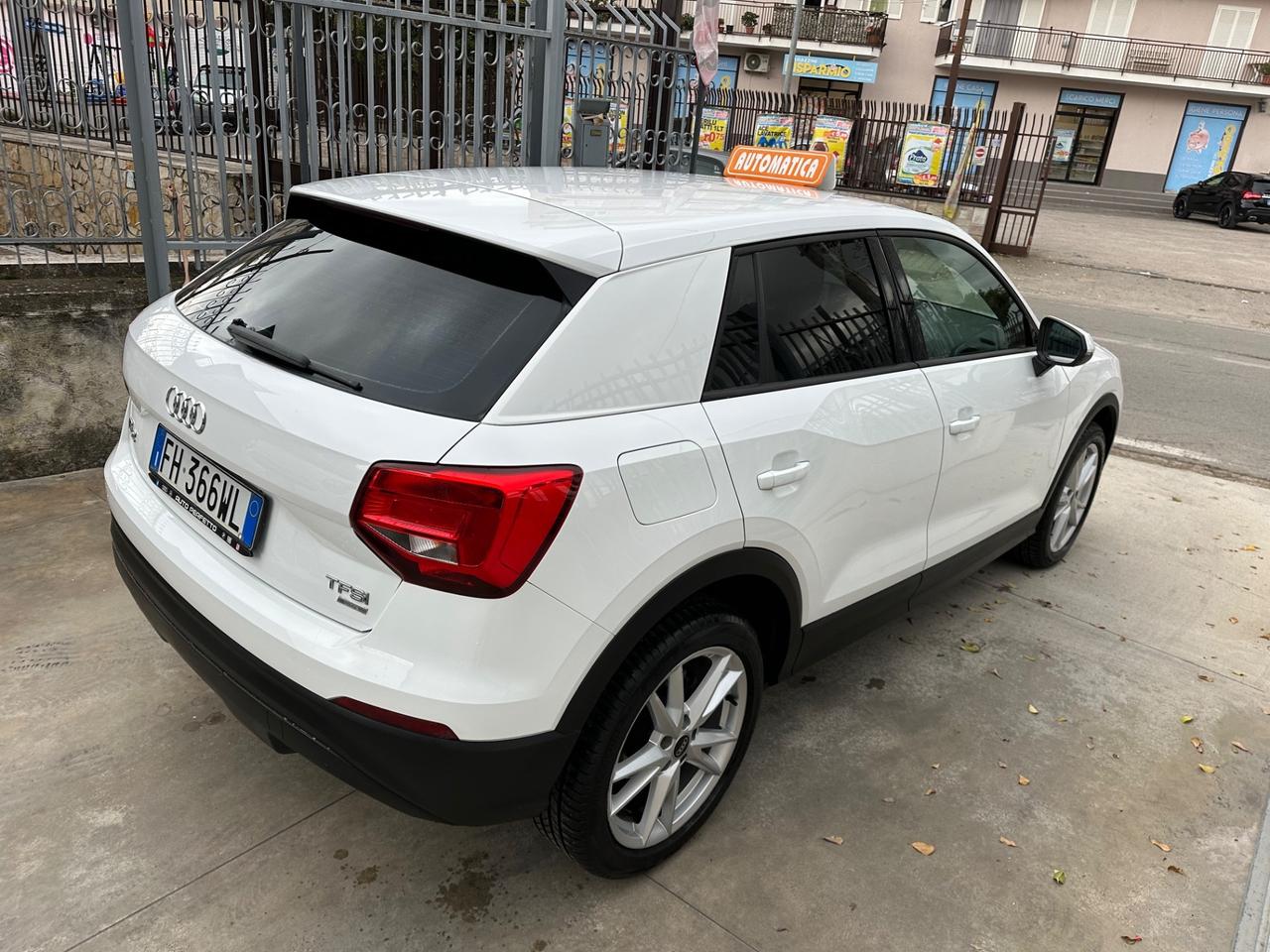 Audi Q2 1.0 TFSI S tronic Business