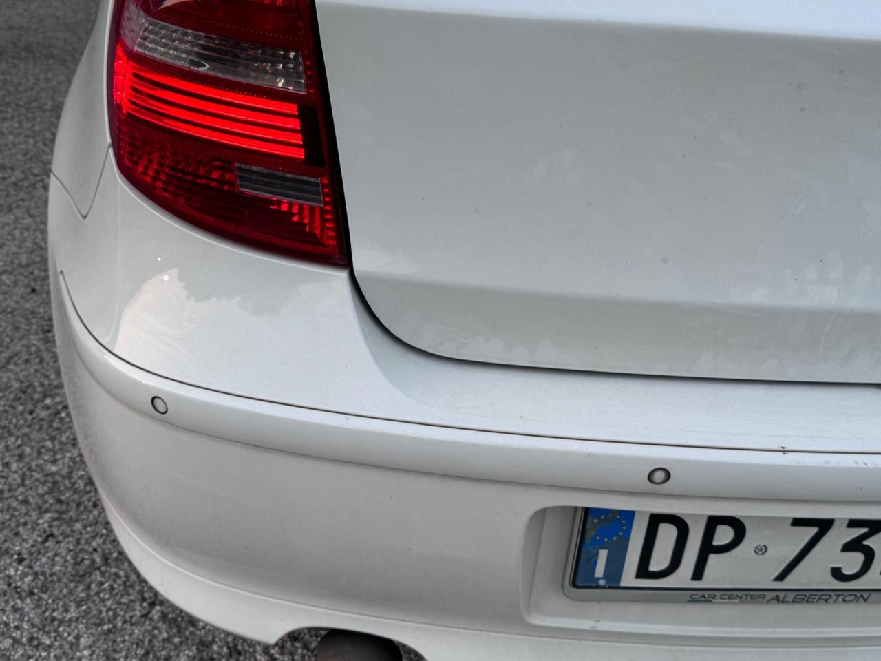 Bmw 118 118i cat 5 porte Attiva