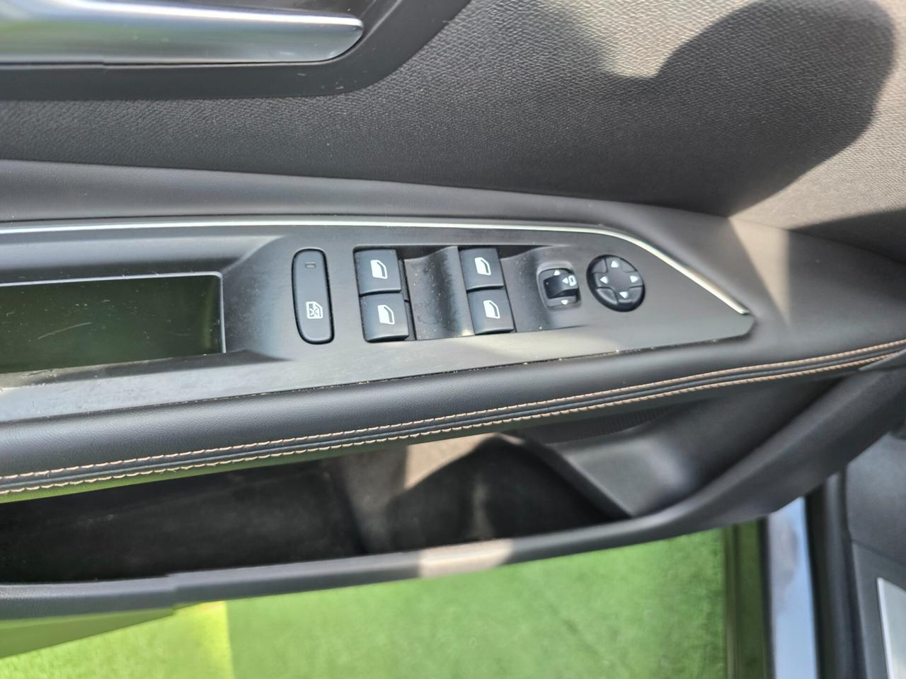 Peugeot 3008 1.5HDI 130CV GT Line -2019
