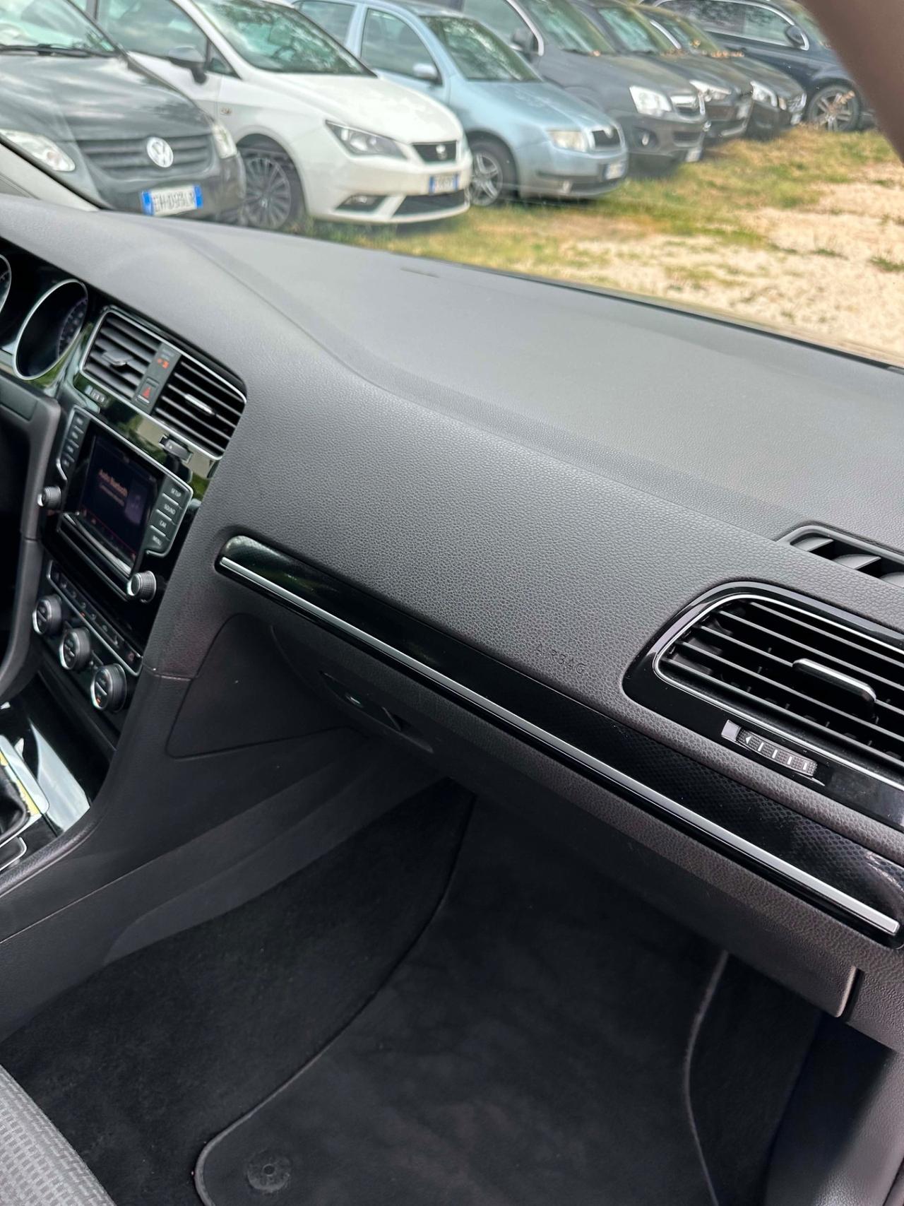 Volkswagen GOLF 2.0 TDI 5p. HIGHLINE SEDILI PELLE KMCERT