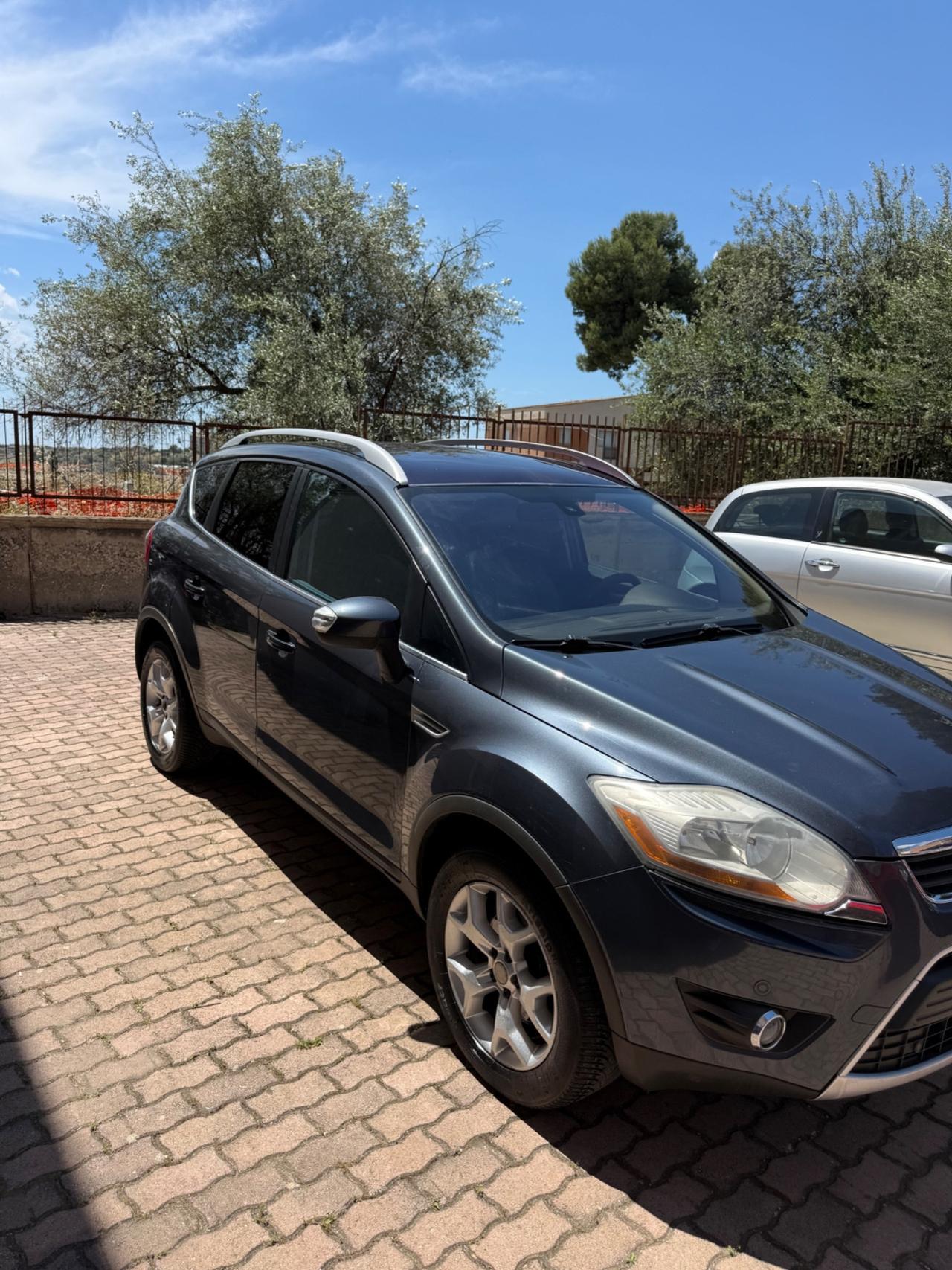 Ford Kuga 2.0 TDCi 136 CV 2WD Titanium DPF