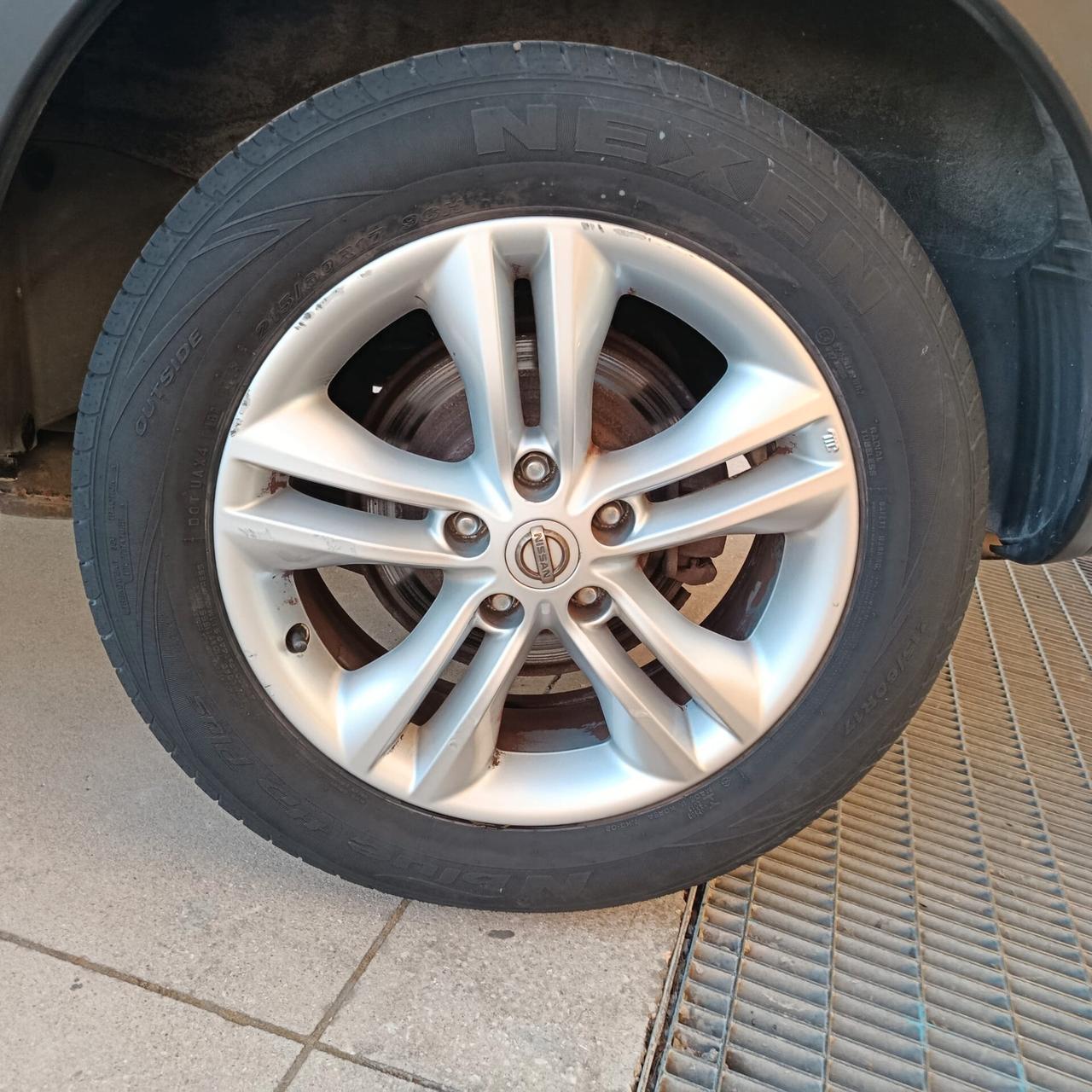 Nissan Qashqai 2.0 dCi DPF Tekna