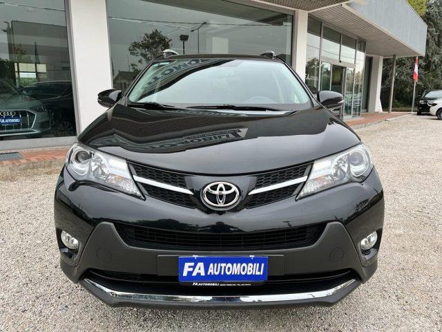 TOYOTA RAV 4 2.2 D-CAT A/T 4WD Style