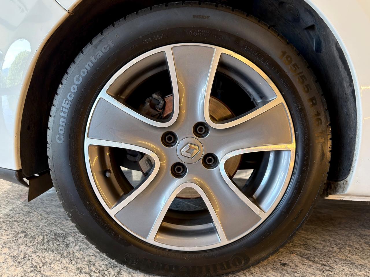 Renault Clio 1.5 dCi 8V 75CV 5 porte Costume National