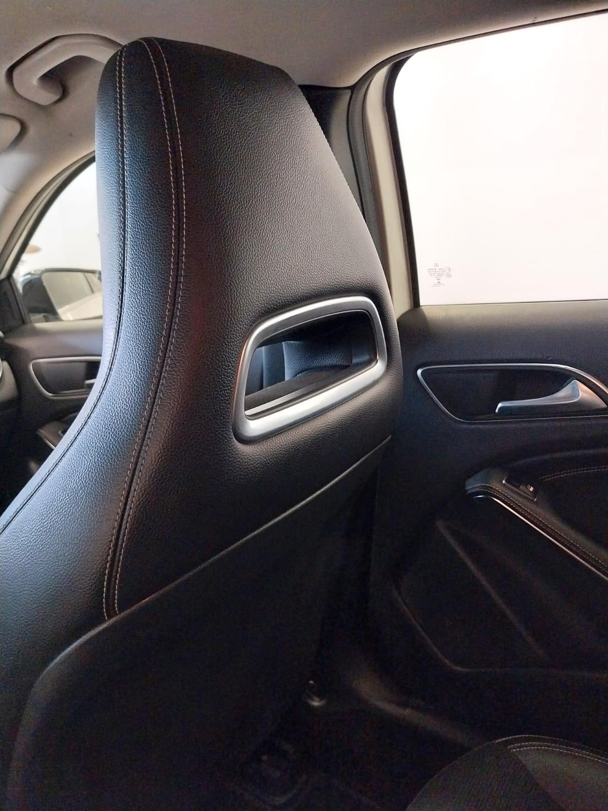 Mercedes-benz GLA 200 d Sport 2018 IVA