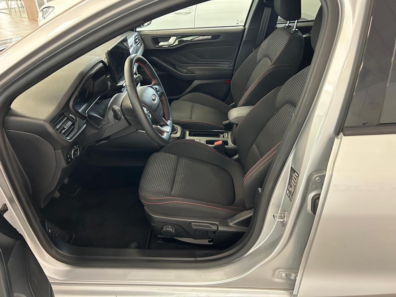 Ford Focus 1.0 EcoBoost Hybrid 125 CV 5p. ST-Line