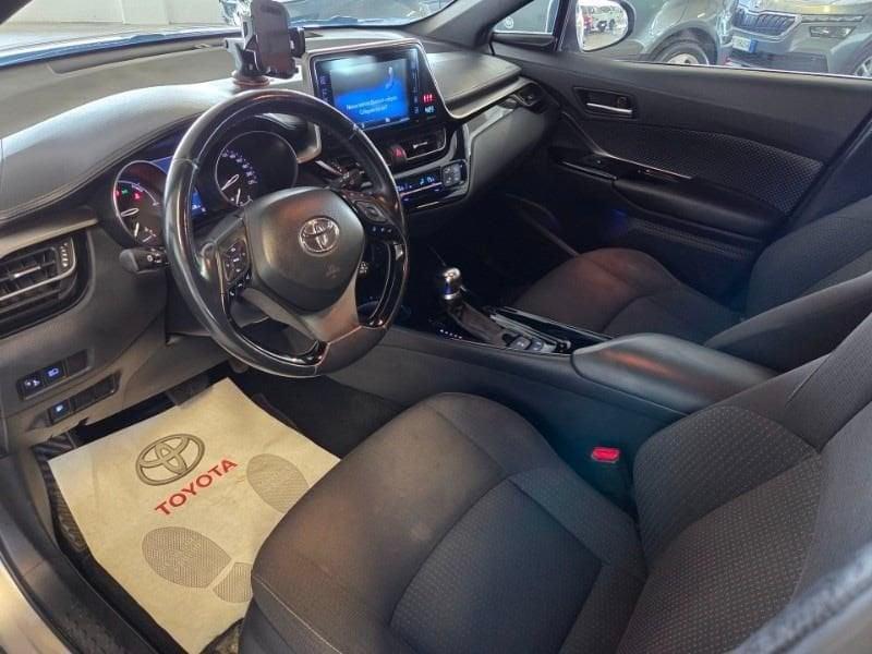 Toyota C-HR (2016-2023) 1.8 Hybrid E-CVT Trend