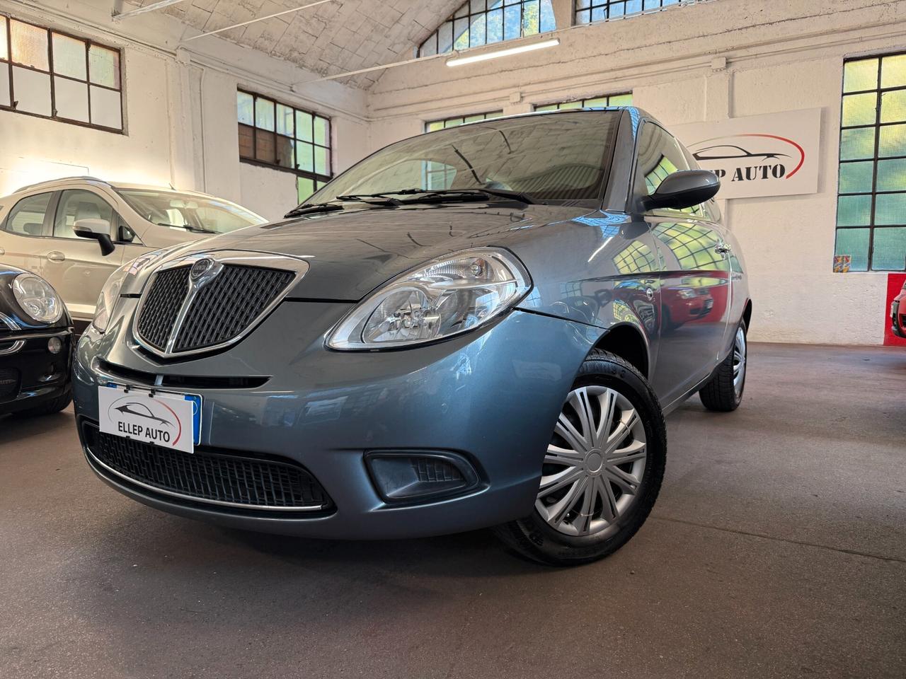 Lancia Ypsilon 1.2 Argento