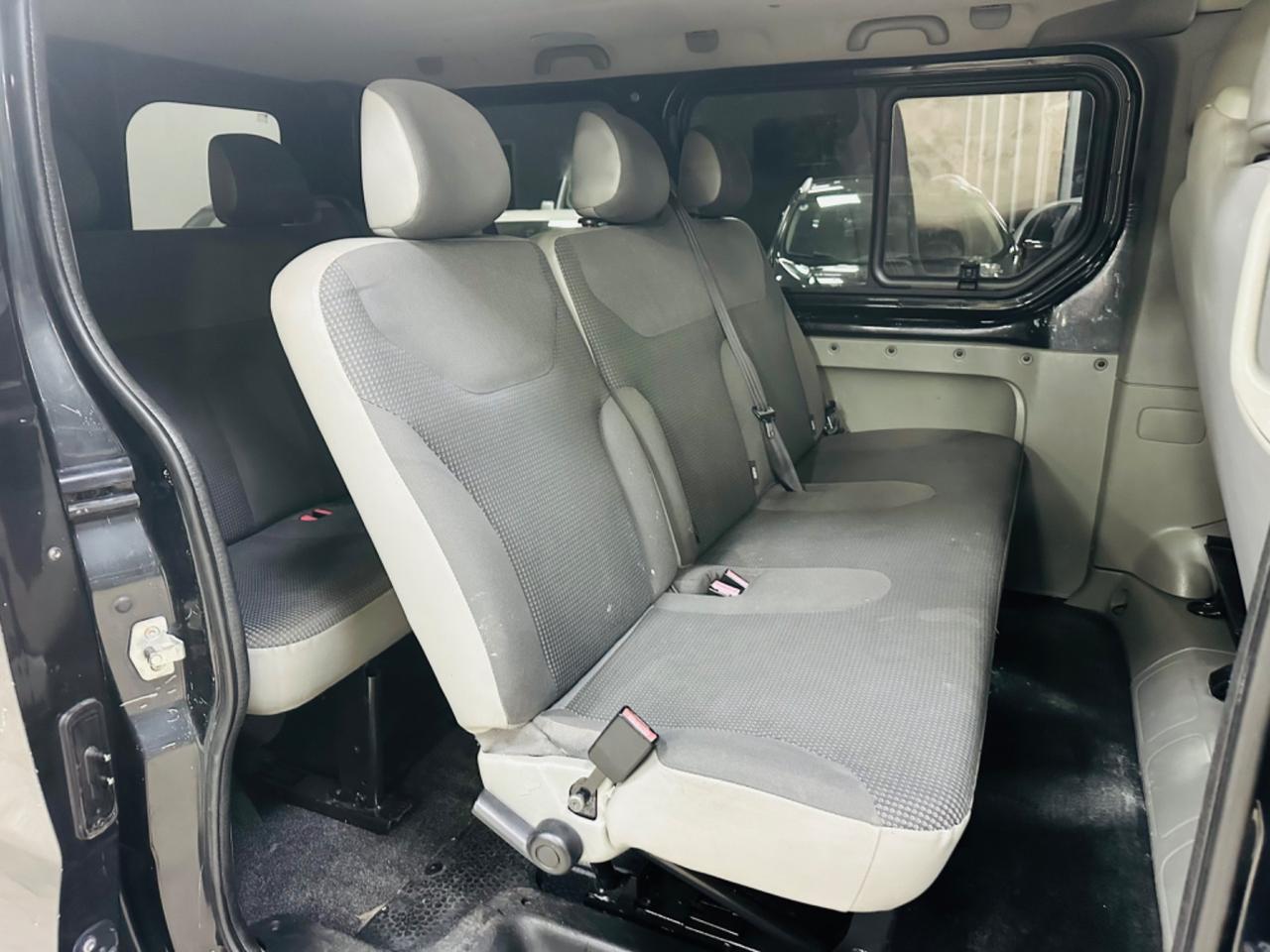 Opel Vivaro 2.0 CDTI 120CV PC-TN Combi 9 posti 2011