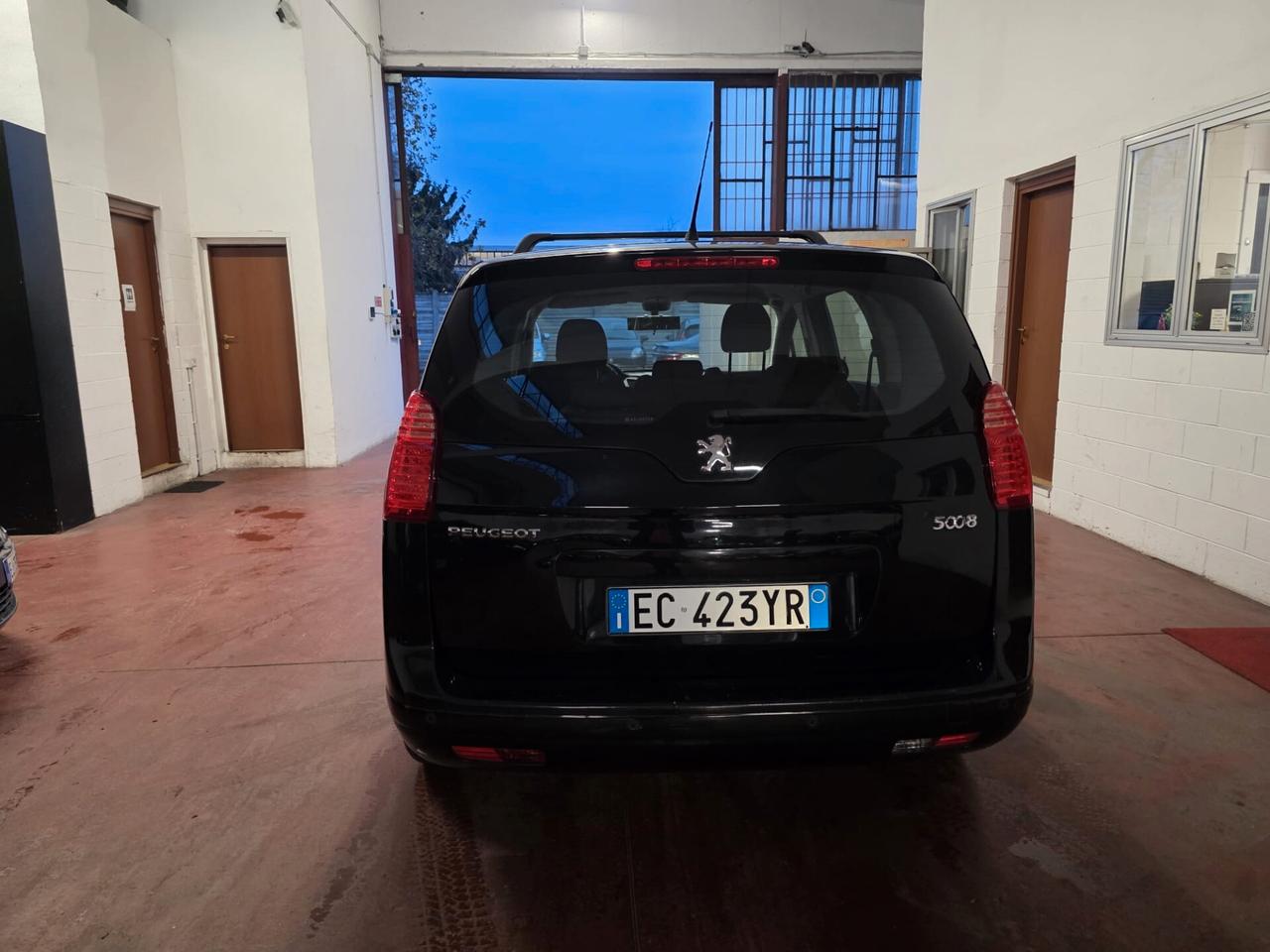 Peugeot 5008 1.6 VTi 120CV Tecno benzina e5 / 7posti NEOPAT