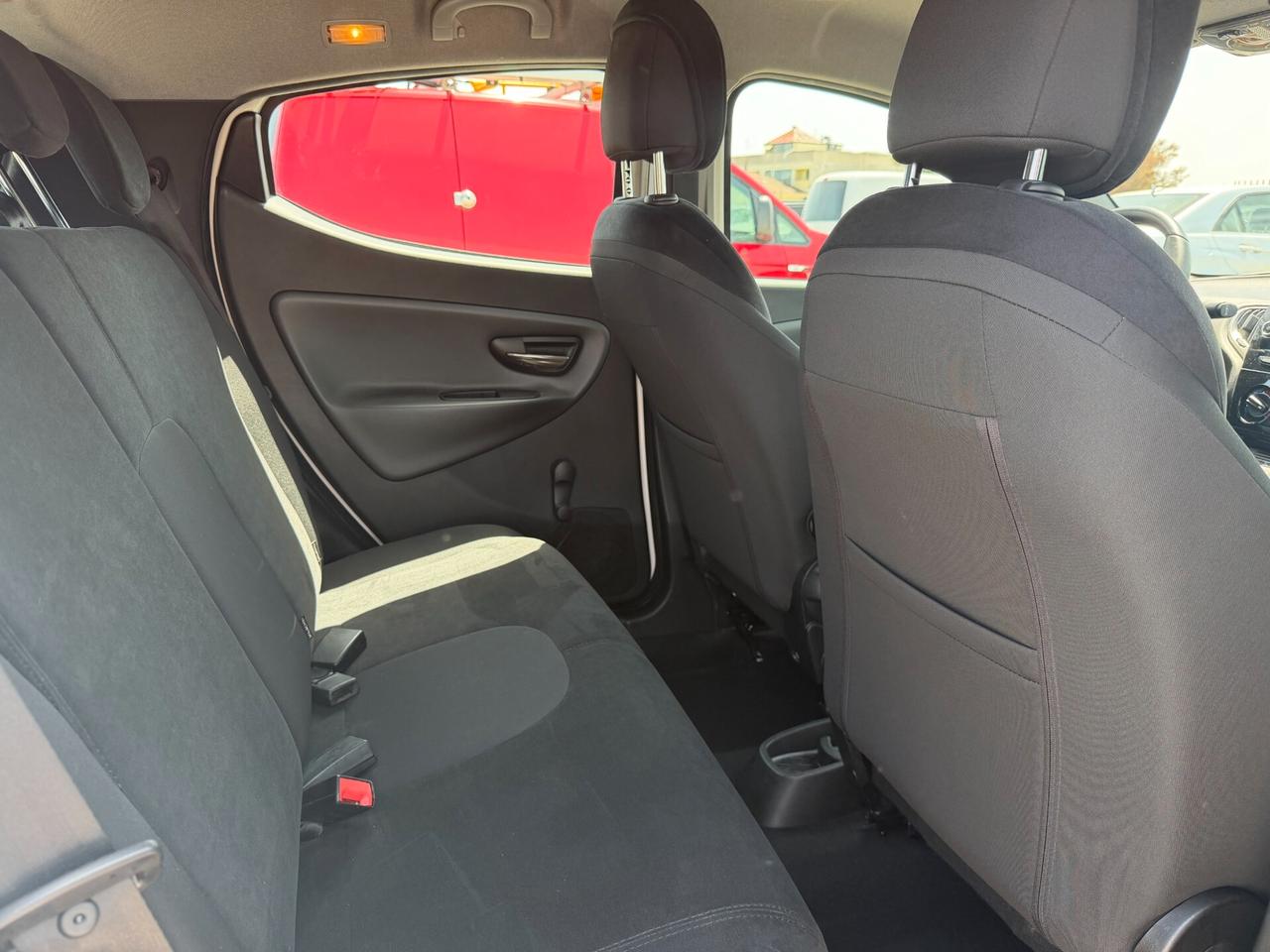Lancia Ypsilon 1.3 MJT 16V 95 CV 5 porte S&S Gold