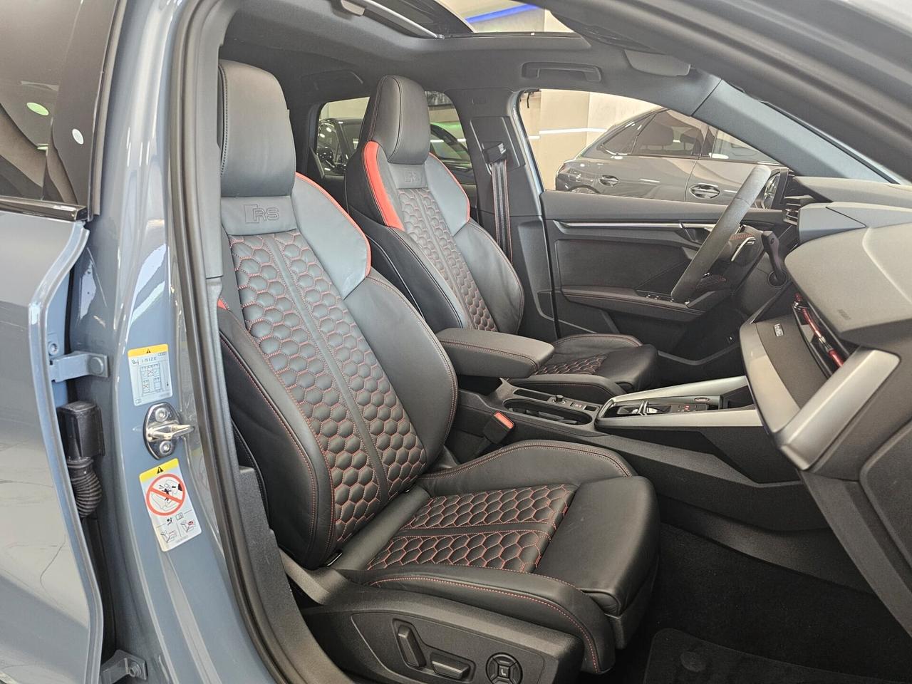 NUOVA AUDI RS3 SPORTBACK 2.5 BENZ 400CV S-TRONIC