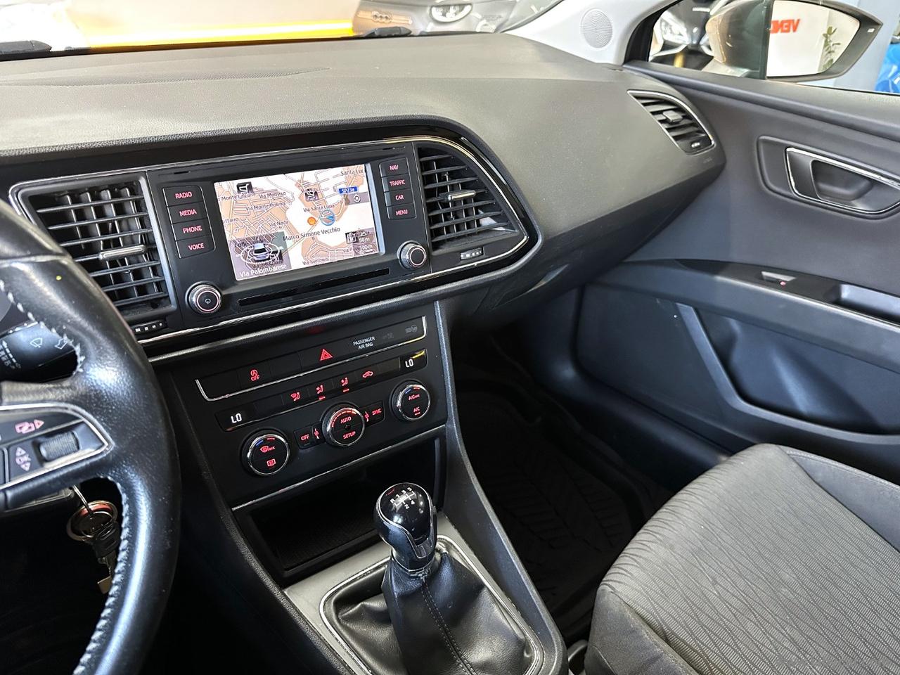 SEAT Leon 1.6 TDI 105 CV ST S/S BUSINESS