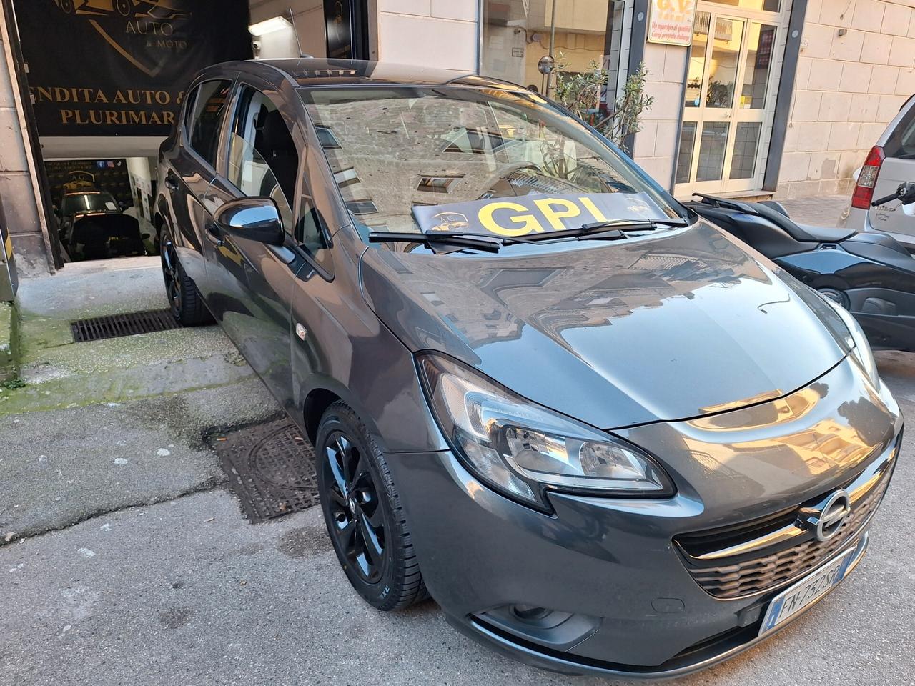 Opel Corsa 1.4 90CV GPL Tech 5 porte Innovation