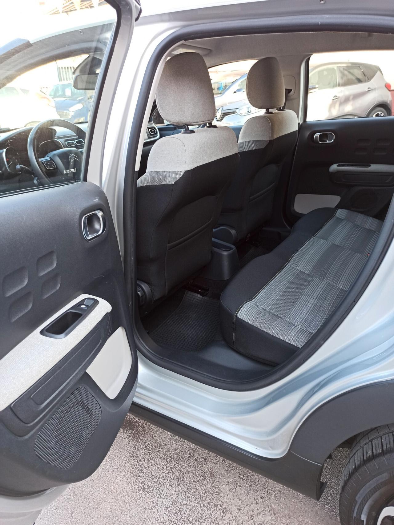 Citroen C3 PureTech 82 cv Shine Benzina