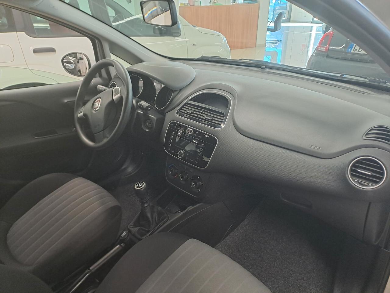 Fiat Punto 1.2 8V 5 porte Street