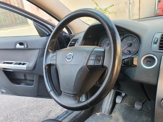 Volvo V50 2.0 D 16V 136CV Momentum