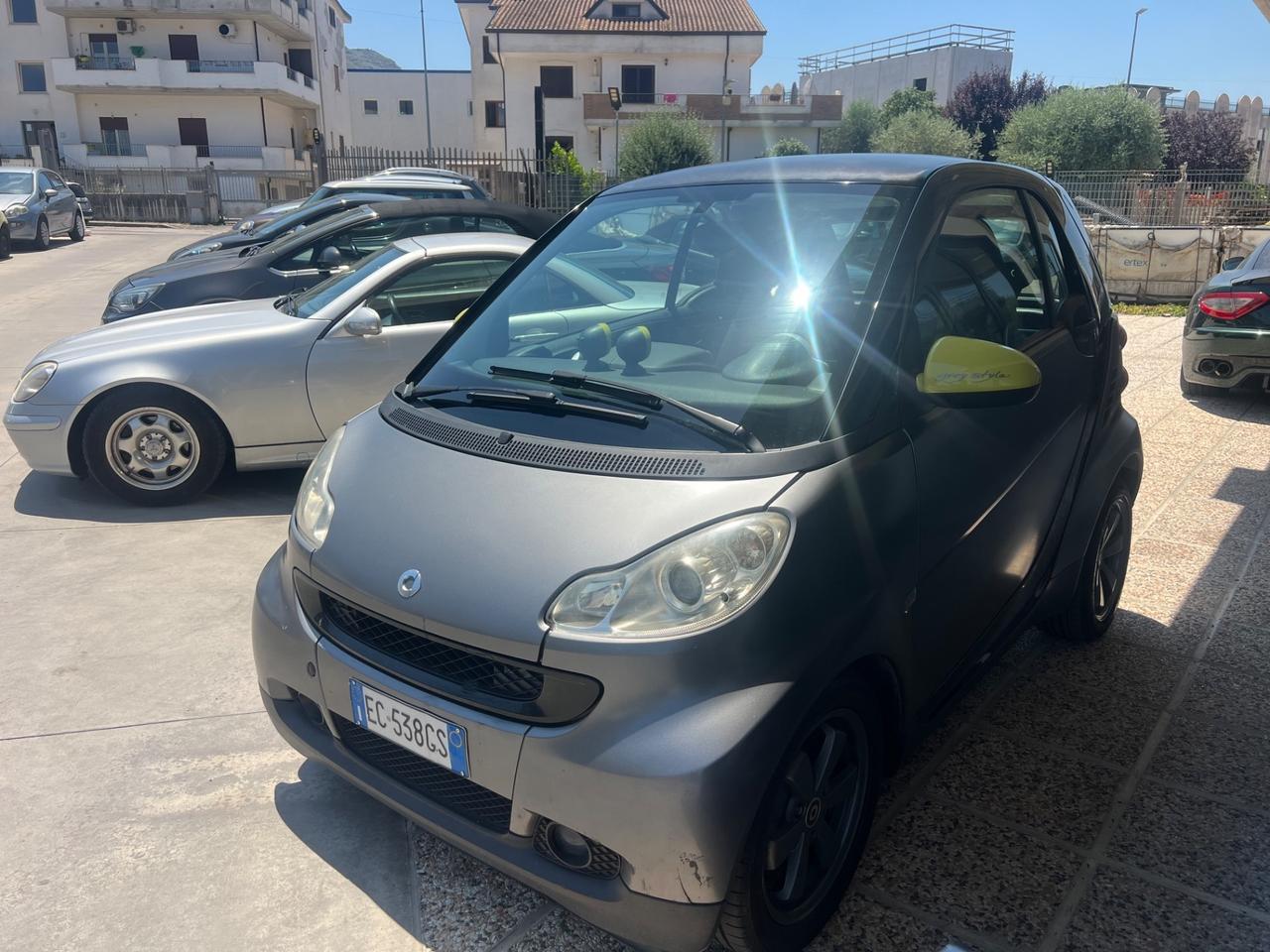 Smart ForTwo 1000 52 kW coupé limited two MHD