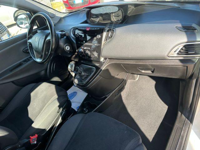 LANCIA Ypsilon 0.9 TwinAir 85 CV 5 porte Metano Ecochic Gold