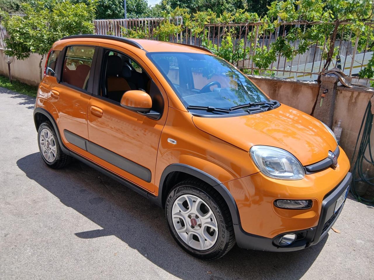 Fiat Panda 0.9 TwinAir Turbo Natural Power Trekking