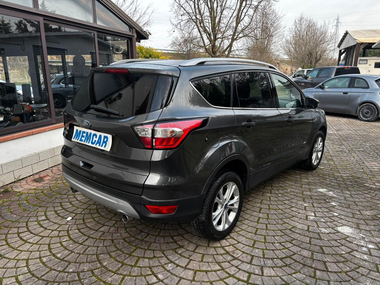 Ford Kuga 2.0 TDCI 150 CV S&S 4WD Titanium CAMBIO AUTOMATICO UNIPROPRIETARIO PERMUTABILE