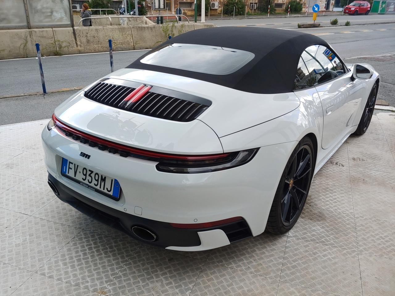 Porsche 992 911 Cabrio 3.0 Carrera S auto