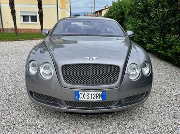 Bentley Continental GT 6.0 Pari al nuovo spesi 26.000 € inBentley 20