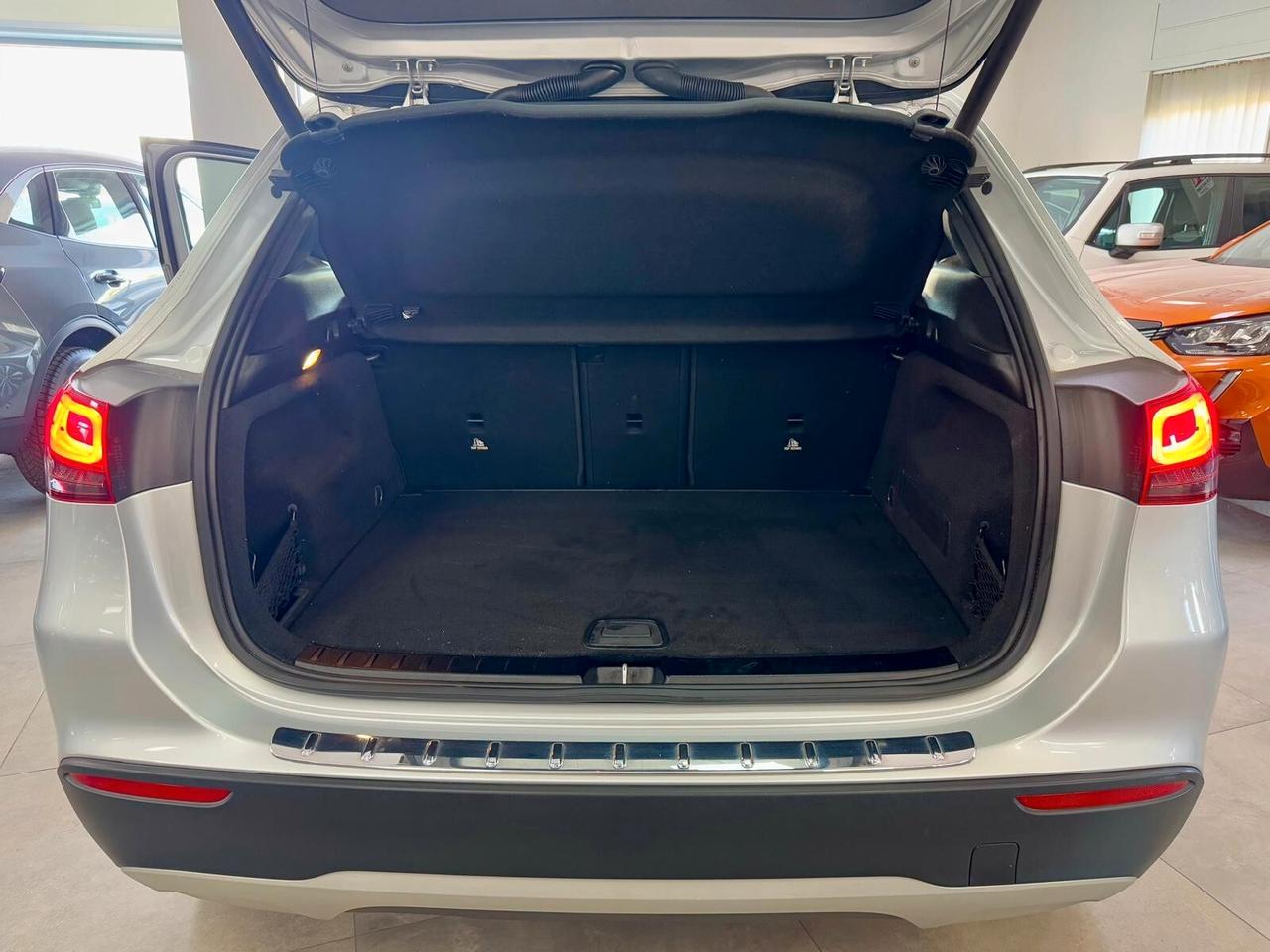 Mercedes GLA 180 d Automatic Sport 2021