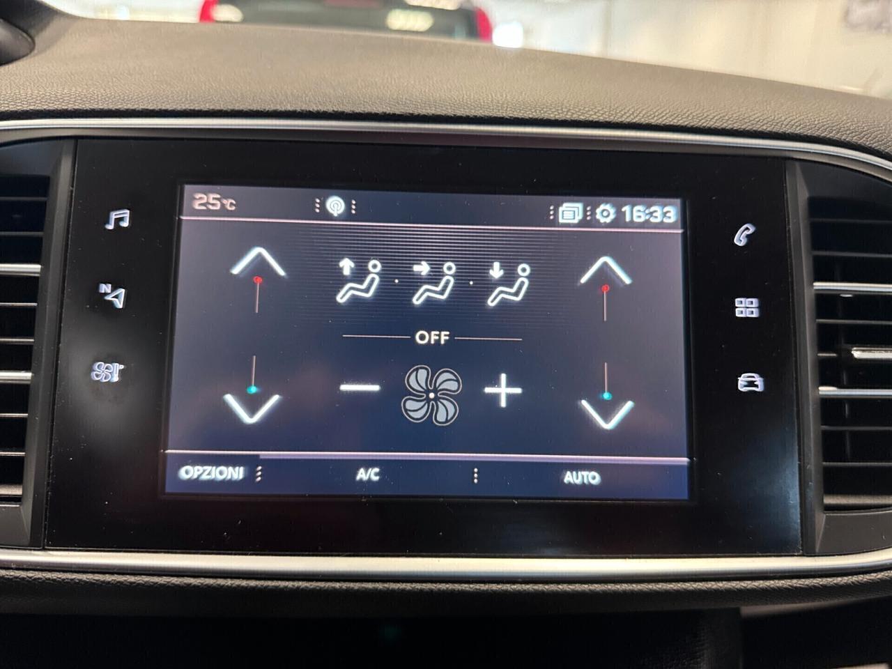 Peugeot 308 BlueHDi 120 S&S EAT6 Allure