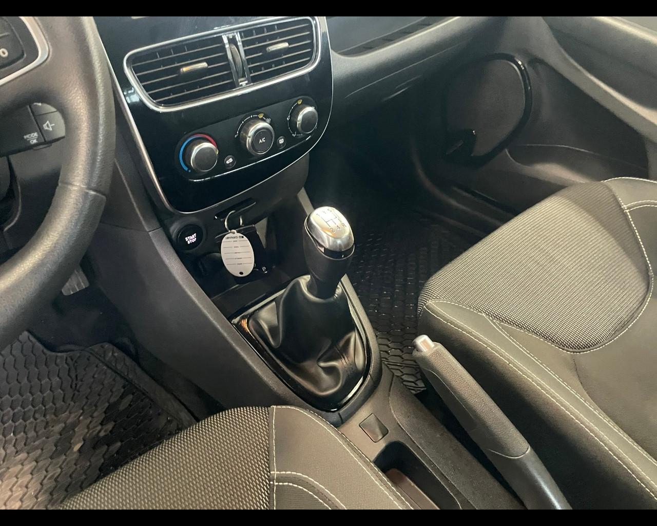 RENAULT Clio 4ª serie - Clio dCi 8V 75CV Start&Stop 5 porte Energy Zen