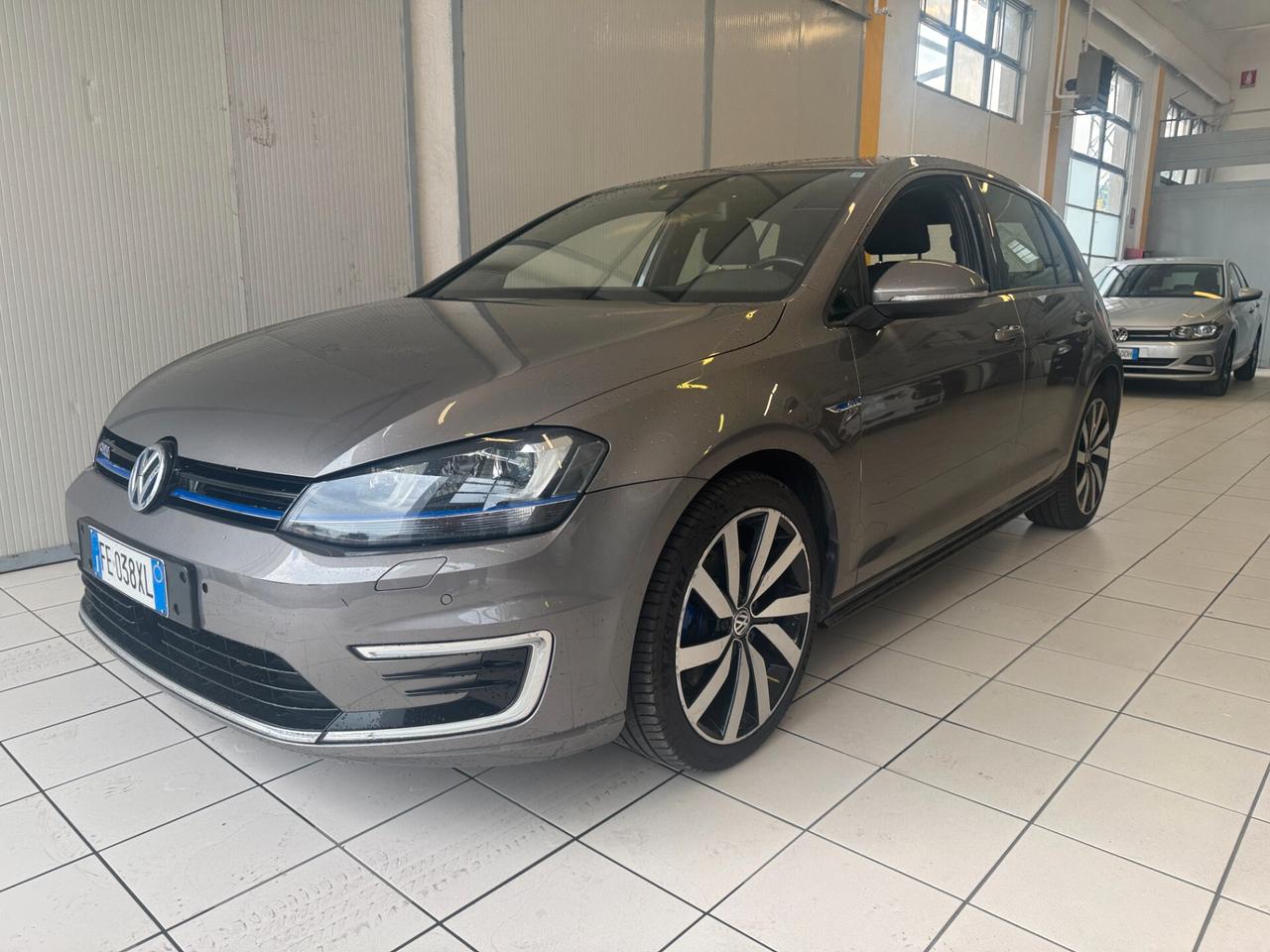 VOLKSWAGEN Golf GTE 1.4 TSI DSG