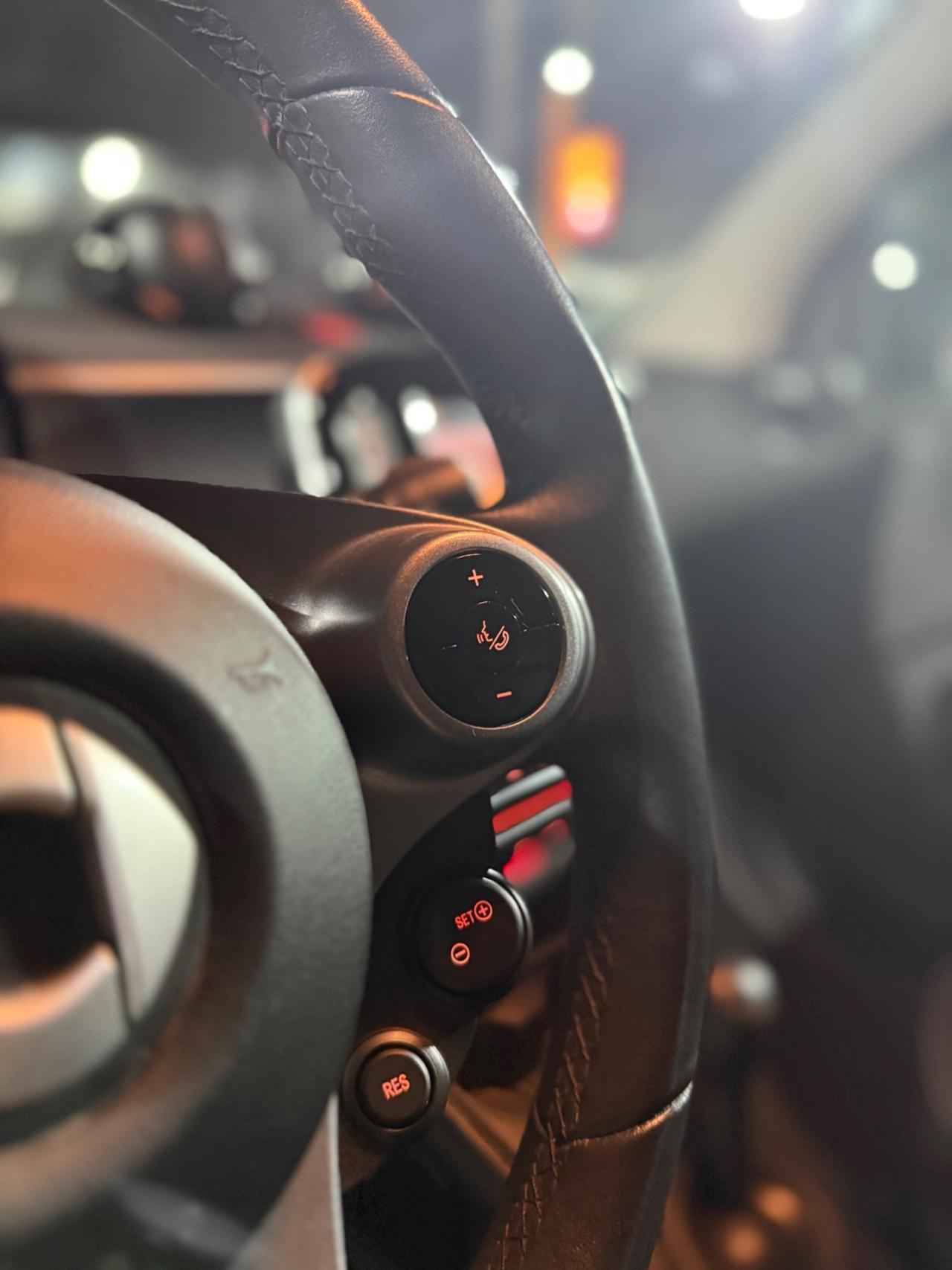 SMART FORTWO 70 1.0 twinamic Passion navi - led