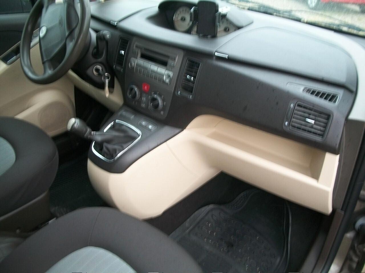 Lancia MUSA 1.3 Multijet 16V 90 CV Oro SI NEOPATENTATI GARANZIA UN ANNO SOSTITUITO MOTORE ATUALMENTE KM 87500 EURO 04 CC 1248 MULTIGET