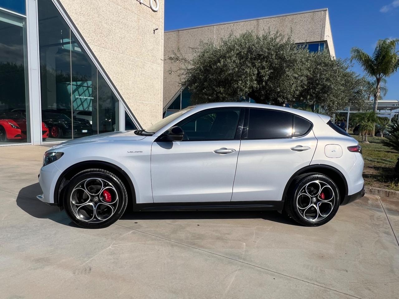 Alfa Romeo Stelvio Veloce Q4 210cv possibilità noleggio no scoring