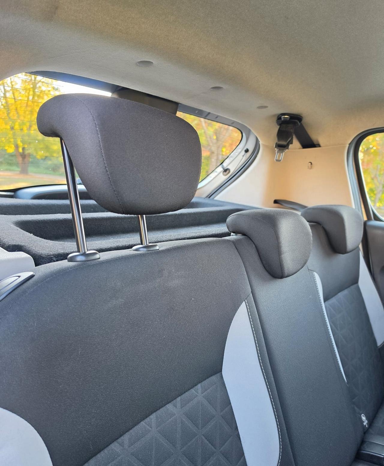 Dacia Sandero Stepway neopatentati