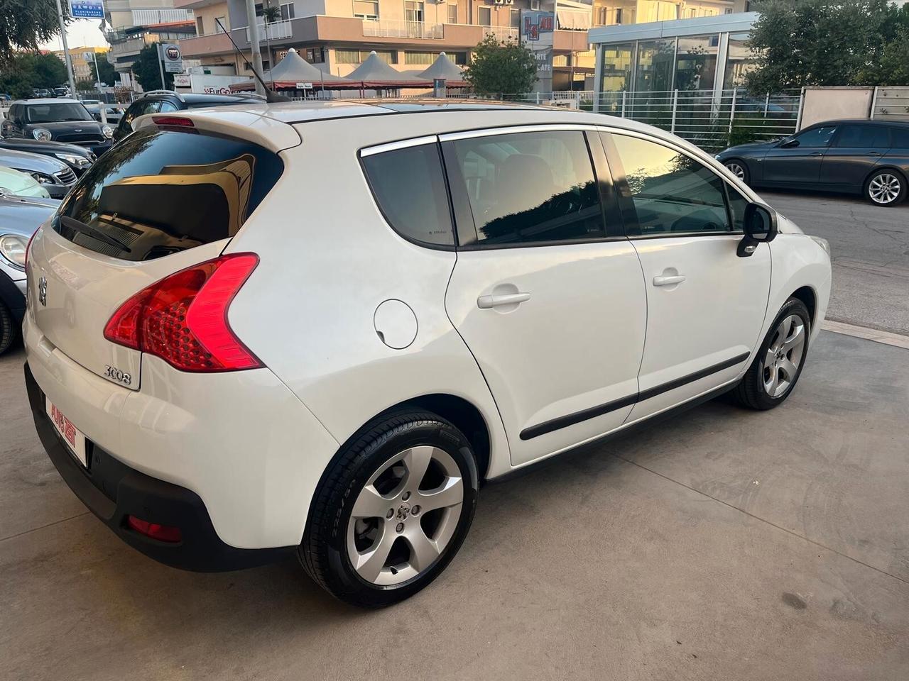 Peugeot 3008 1.6 HDi 112CV Tecno