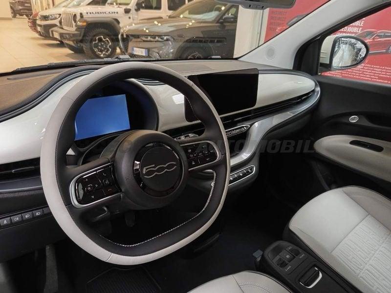 FIAT 500 500e Hatchback My25 500e - LaPrima 320 Berlina