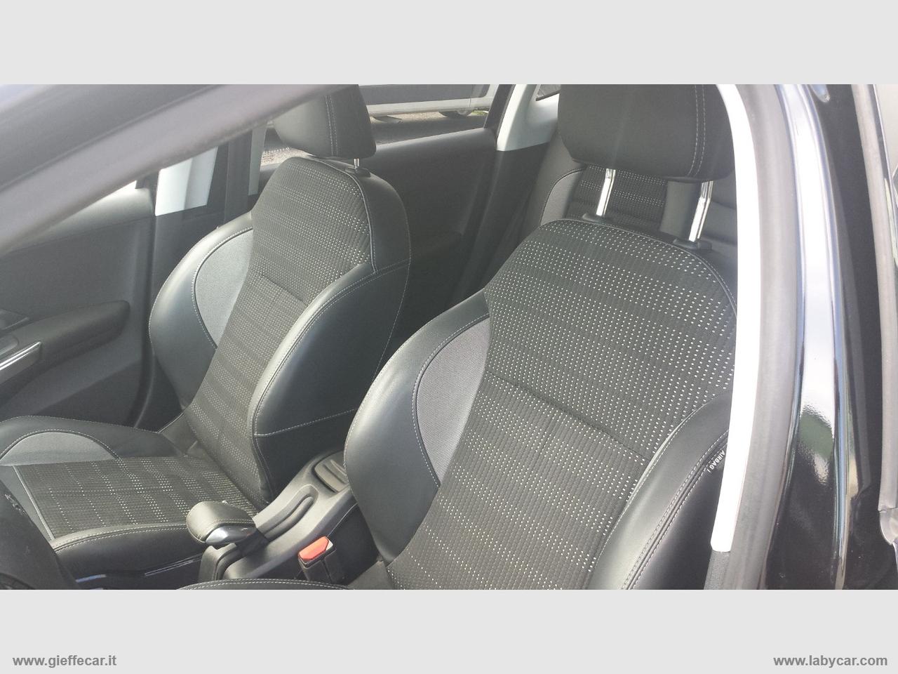 PEUGEOT 2008 BlueHDi 100 S&S Allure NAVI SAT