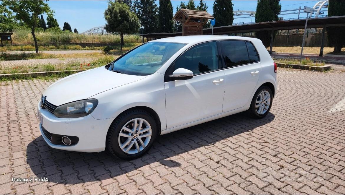 Volkswagen Golf 6 1.6 TDI 105 cv 5p. Highline