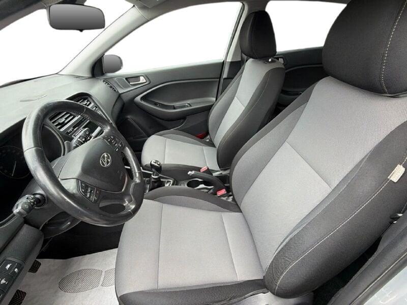Hyundai i20 i20 5p 1.1 crdi Login 75cv