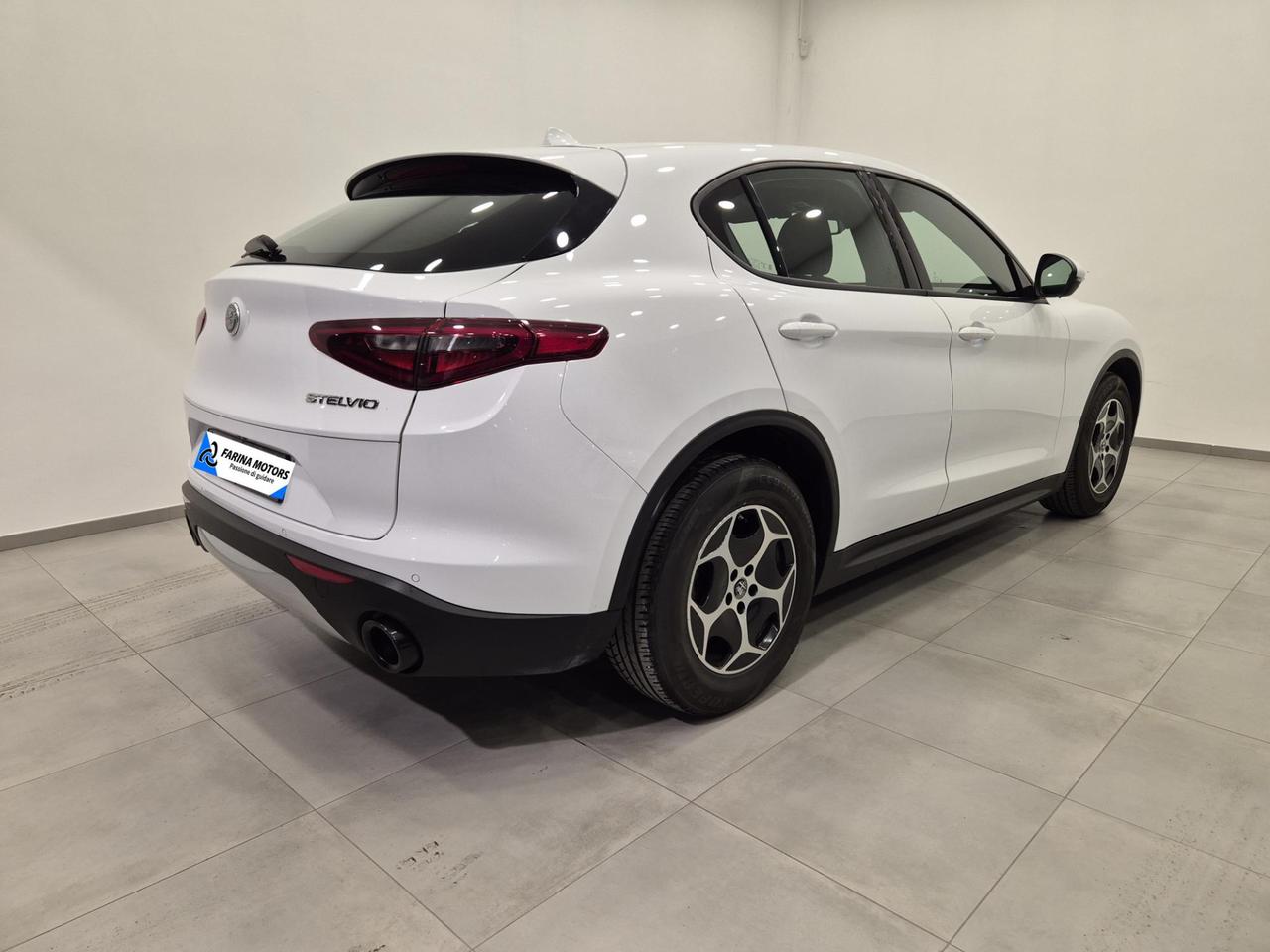 Alfa Romeo Stelvio 2.2 Tdi Business 160cv auto N1 - PER COMMERCIANTI