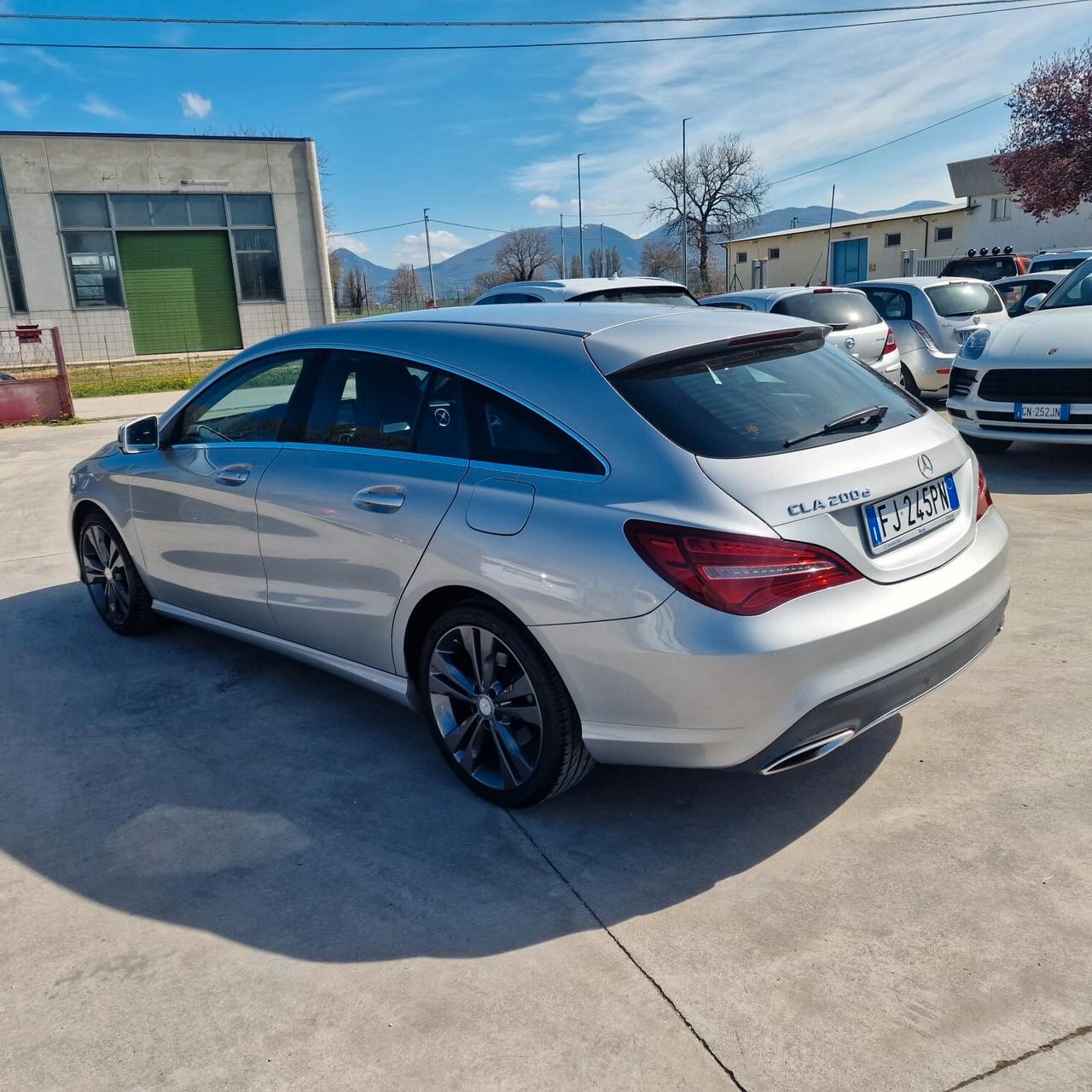 Mercedes-benz CLA 200 d S.W. Automatic Premium