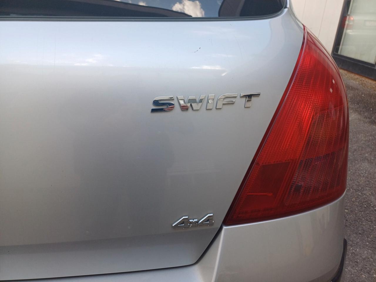 Suzuki Swift 1.3 4x4 5p. GL