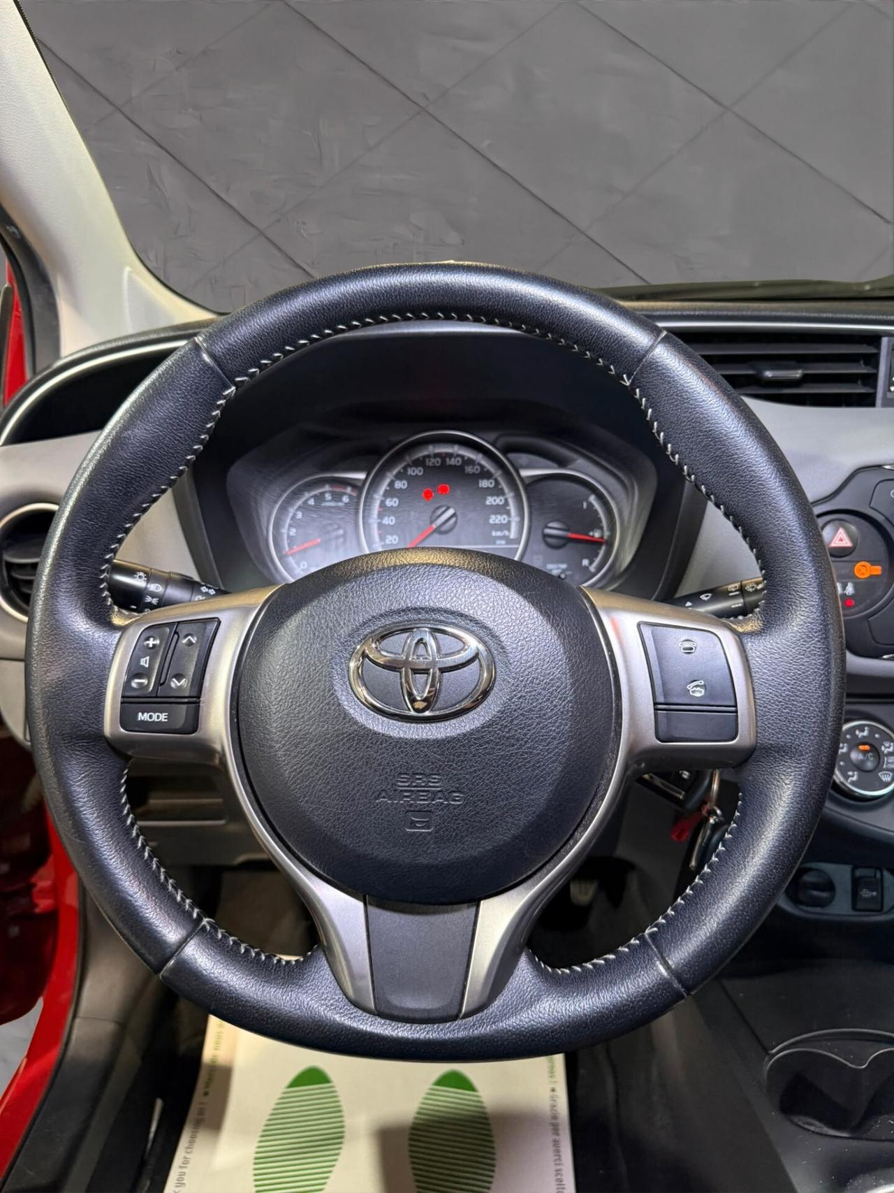 Toyota Yaris 1.4 D-4D 5 porte Lounge