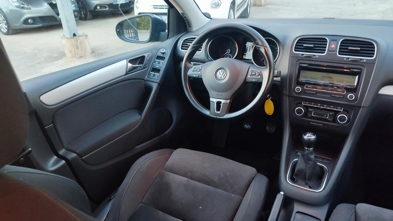 Volkswagen Golf 1.6 TDI DPF 5p. Highline