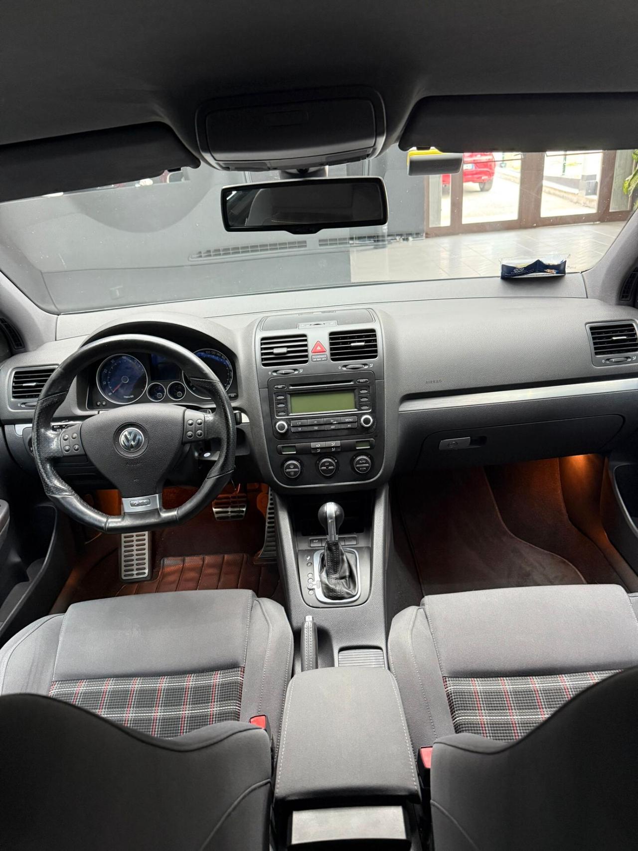 Volkswagen Golf GTI 2.0 16V FSI 5p. Sportline
