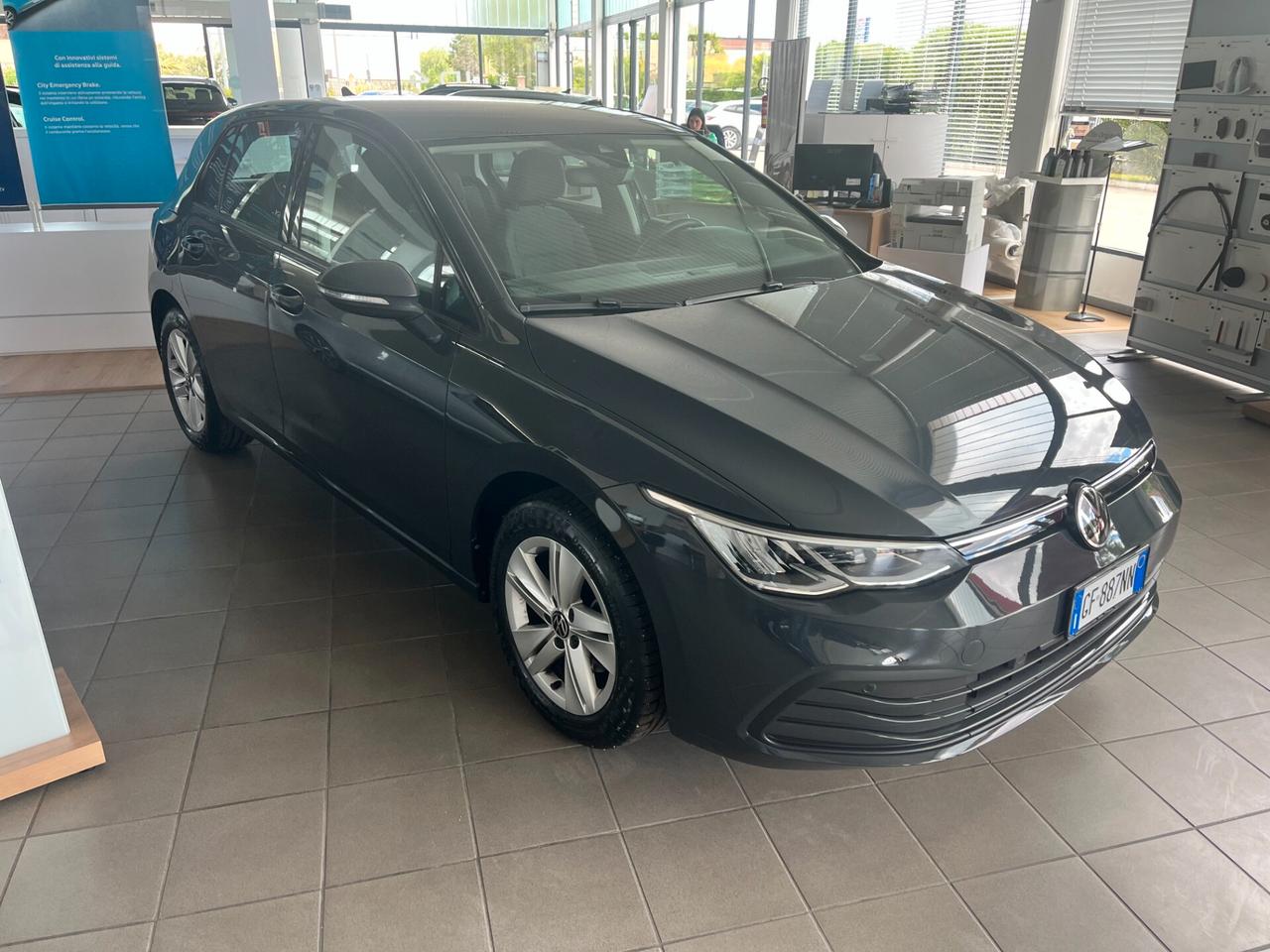 Volkswagen Golf 1.0 TSI EVO Life