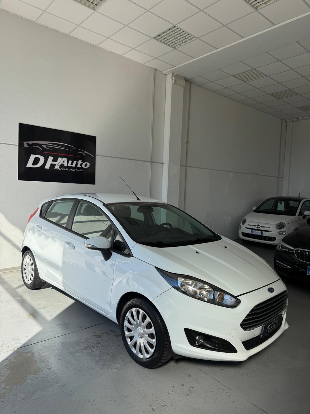 Ford Fiesta 1.5 TDCi 75CV 5 porte Titanium